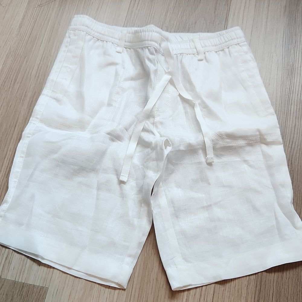 NWOT linen white shorts